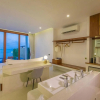 Отель White Whale Beachfront Pool Villa, фото 8