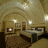 Отель Castle Cave Hotel, фото 3