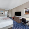 Отель La Quinta Inn & Suites by Wyndham Houston Channelview, фото 19