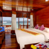 Отель Patong Bay Hut, фото 1