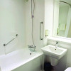 Отель Travelodge Bath Central Hotel, фото 7