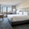 Отель DoubleTree by Hilton Fairfield Hotel & Suites, фото 3