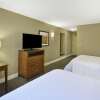 Отель Hampton Inn & Suites Wichita Northeast, фото 6