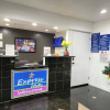 Отель Express Inn, фото 2