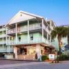 Отель The Reach Key West, Curio Collection by Hilton, фото 1
