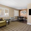 Отель Marin Suites Hotel, фото 3