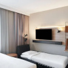 Отель Moxy Edinburgh Fountainbridge, фото 2