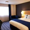 Отель Holiday Inn Express Manchester Airport, an Ihg Hotel, фото 3