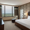 Отель Hilton Alexandria Mark Center, фото 7