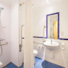 Отель Travelodge London Southgate, фото 6
