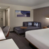 Отель Courtyard by Marriott Kitchener, фото 5