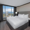 Отель Hilton Vancouver Metrotown, фото 4