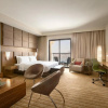 Отель Traders Hotel, Qaryat Al Beri, фото 5