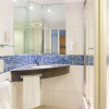 Отель Holiday Inn Express London - Earl's Court, an IHG Hotel, фото 6