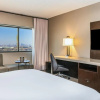 Отель DoubleTree by Hilton Hotel Newark Airport, фото 15