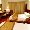 Отель Sanya Baohong Hotel Side Tower, фото 9