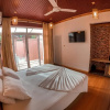 Отель New Breeze Thoddoo Inn, фото 16