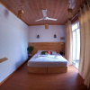 Отель New Breeze Thoddoo Inn, фото 6