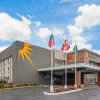 Отель La Quinta Inn & Suites by Wyndham Seattle Federal Way в Федерал-уей