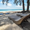 Отель Long Beach Chalet, фото 11