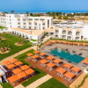 Курортный отель Regency Salgados Hotel & Spa, фото 1