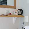 Отель The Bay House Lake View Guest House, фото 13