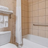 Отель Days Inn by Wyndham Coffeyville, фото 12