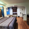 Отель Express Inn, фото 9