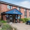 Отель Travelodge Rugeley в Рагли