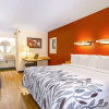 Отель Red Roof Inn Fairmont, фото 6