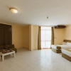 Отель The Three Corners Triton Empire Inn, фото 5