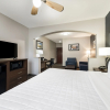 Отель Best Western Plus Lake Dallas Inn & Suites, фото 6