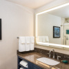 Отель DoubleTree by Hilton Hotel Newark Airport, фото 27