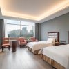 Отель Luxury Blue Horizon Hotel (Wuxi Huishan Wanda Plaza), фото 3