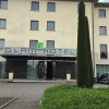 Отель Bes Hotel Cremona Soncino в Сончино