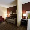 Отель Comfort Inn & Suites St. Paul Northeast, фото 12