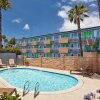 Отель SureStay Hotel by Best Western San Diego Pacific Beach, фото 18