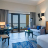 Отель Amwaj Rotana, Jumeirah Beach, фото 9