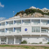 Отель Osprey Menorca Hotel в Кала-эн-Портере