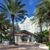 Отель The Westin Grand Cayman Seven Mile Beach Resort & Spa в Северной стороне