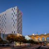 Отель Moxy Lisboa Oriente в Лиссабоне