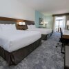 Отель La Quinta Inn & Suites by Wyndham Santa Cruz, фото 10