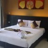 Отель Nai Yang Beach Hotel в Сакху