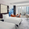 Отель Mövenpick Jumeirah Lakes Towers Hotel, фото 3