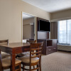 Отель Comfort Suites near Penn State, фото 16