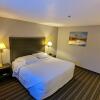 Отель Woodfield Inn and Suites, фото 3