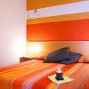 Отель Sants-Les Corts Travessera de Les Corts - Three Be, фото 1