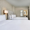 Отель Hilton Kansas City Country Club Plaza, фото 5
