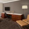 Отель Hilton Toronto Airport Hotel & Suites, фото 10