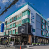 Отель The Bloc Hotel, фото 1